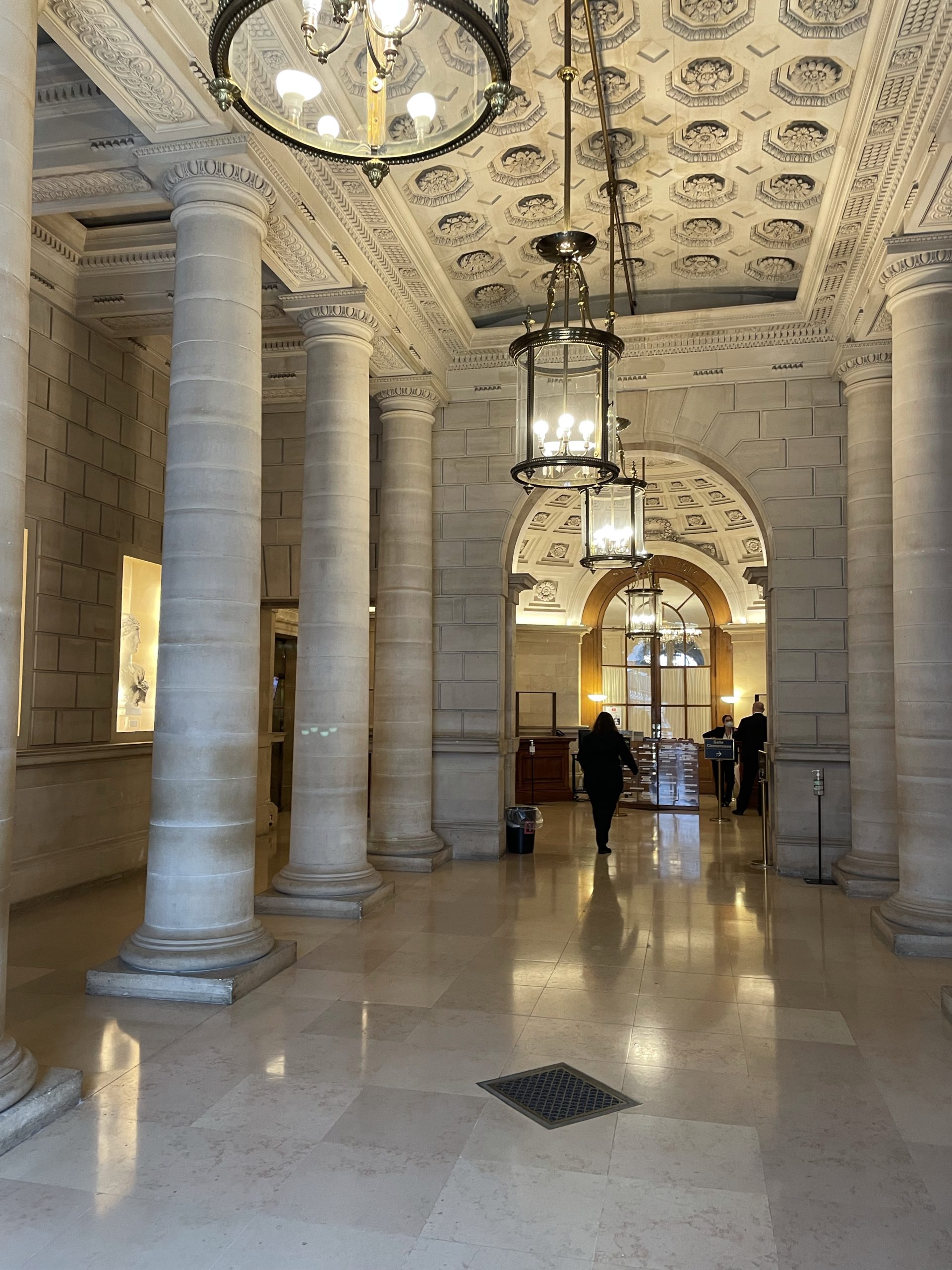 Opération « réhabilitation », hier devant les sénateurs.